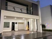 CASA EN VENTA RESIDENCIAL LA JOYA