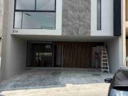 Casa en Venta, Residencial Lago Esmeralda, Atizapán de...