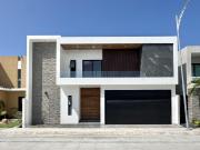 Casa en Venta Residencial Las Palmas