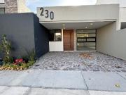 Casa En Venta Residencial Lomas Punta Del Este, León...