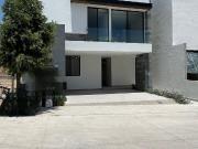 Casa en Venta Residencial St Angelo, Amplio Jardin