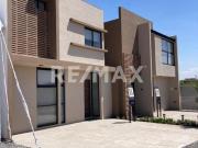 CASA EN VENTA RESIDENCIAL UNIO EN EL REFUGIO QUERETARO