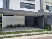 CASA EN VENTA RESIDENCIAL VÍA CUMBRES MODELO VIENTO, AV....