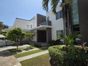CASA EN VENTA RESIDENCIAL VILLA MAGNA