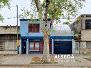 Casa en venta Rosario zona Sur cochera, jardin y pileta