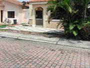 4 Dorm 2 Parqueos Samborondón $195K | Casa 171m² Lista...