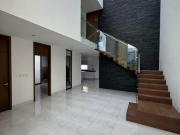 CASA EN VENTA SAN JERÓNIMO