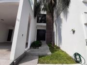 Casa en Venta San Jeronimo, en fraccionamiento privado