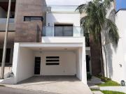 Casa en Venta San Jeronimo, en fraccionamiento privado