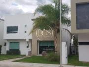 CASA EN VENTA SAN LORENZO RESIDENCIAL CELAYA