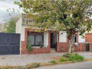 Casa en venta San Martin con Jardin y cochera