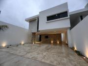 CASA EN VENTA, SANTA GERTRUDIS COPO, NORTE DE MÉRIDA, YUC