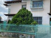 Casa en Venta Santa Paula con anexo