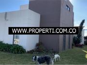 Casa en Venta Sector Loma del Escobero Envigado