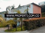 Casa en Venta Sector Loma del Escobero Envigado