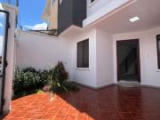 CASA EN VENTA, SECTOR URBANIZACIÓN DE ARQUITECTOS
