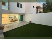 CASA EN VENTA SEMINUEVA EN QUERÉTARO GRAND JURIQUILLA