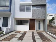 Casa en Venta Senderos de Monteverde 149 Coto 4