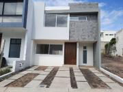 Casa en Venta Senderos de Monteverde 149 Coto 4