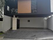 CASA EN VENTA SIERRA ALTA
