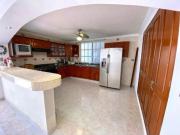 CASA EN VENTA SM 50, CANCUN