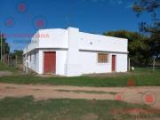 CASA EN VENTA SOBRE AV. PRINCIPAL Col Ayuí