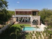 Casa en VENTA sobre AV. principal de Provincia Residencial