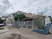 Casa en Venta sobre Avenida Comercial La Federacha / San...