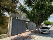 CASA EN VENTA SOBRE CALLE BARLOVENTO, EN “BOSQUES DE LA...
