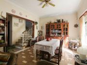 CASA EN VENTA SOBRE GRAN TERRENO TEMPERLEY