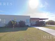 Casa en venta sobre lote interno area 6 San Sebastian