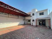 CASA EN VENTA SOLA AL NORTE DE CUERNAVACA EN PRIV...