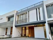 CASA EN VENTA SOLARES RESIDENCIAL, ZAPOPAN JALISCO