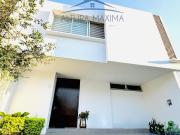 Casa En Venta Solares Santillana Zona Real Zapopan