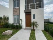 CASA EN VENTA, SUR DE AGUASCALIENTES