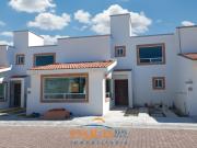 Vive la Exclusividad en Los Olivos: Casa en Venta en...