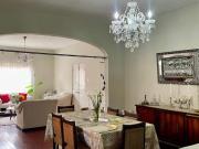 CASA EN VENTA. TERRENO 400M2. IV CENTENARIO. CERCADO