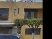 CASA EN VENTA TIENE UN LOCAL INTEGRADO AV MEXICO 8 RAUL... CASA EN VENTA TIENE UN LOCAL INTEGRADO AV MEXICO 8 RAUL...