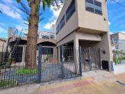 Casa en venta Tolosa, de 3 dormitorios con parque