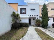 Casa en VENTA Toluca, a 40 minutos de Santa Fe, dentro...