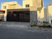 CASA EN VENTA TOTALMENTE EQUIPADA EN LAS AMERICAS,...