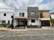 CASA EN VENTA TOTALMENTE REMODELADA EN SANTA MARGARITA