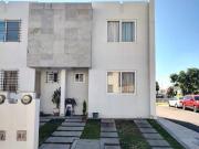 CASA EN VENTA TRES CANTOS