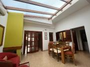 Casa en venta tres dormitorios con cochera, terraza con...