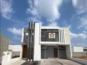 CASA EN VENTA TRES RECAMARAS SALA TV CUARTO SERVICIO EN...