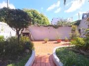 Casa en venta triplex 6 ambientes parrilla jardin y...