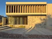 Casa en venta ubicada en Altozano