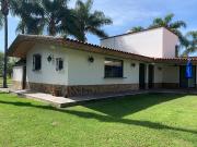 CASA EN VENTA UBICADA EN CLUB DE GOLF EL CRISTO ATLIXCO...