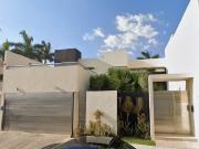 Casa en venta ubicada en Col. Montebello, Mérida