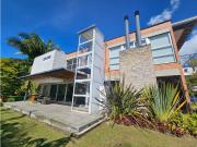 CASA EN VENTA UBICADA EN EL ESCOBERO SECTOR CLINICA...